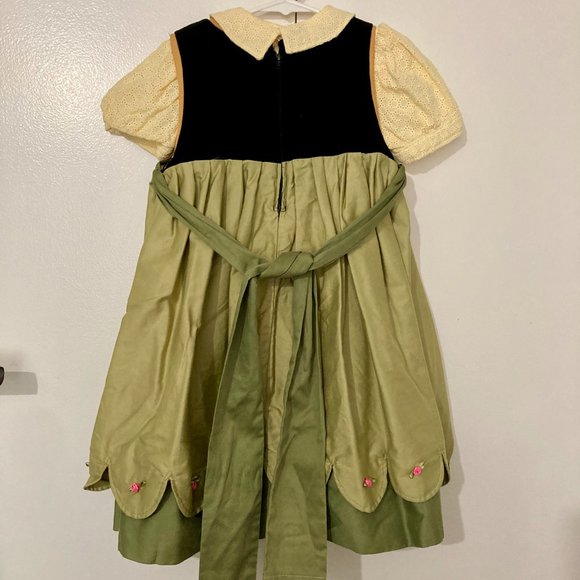 Anna of Arendelle Jumper and Blouse Size 4 - Picture 2 of 11